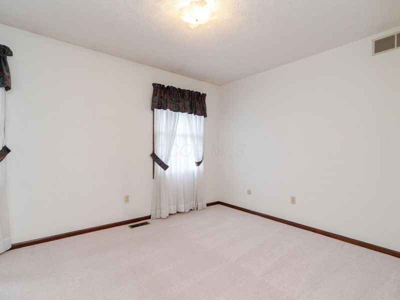 1685 Becket Avenue, Columbus, OH 43235 Photo 26