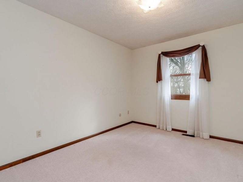 1685 Becket Avenue, Columbus, OH 43235 Photo 27