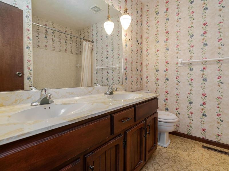 1685 Becket Avenue, Columbus, OH 43235 Photo 29