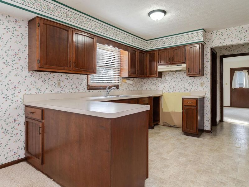 1685 Becket Avenue, Columbus, OH 43235 Photo 8