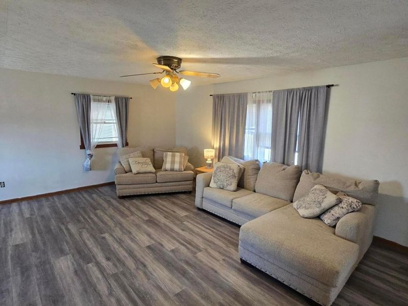 1044 Kelly Drive, Hebron, OH 43025 Photo 19