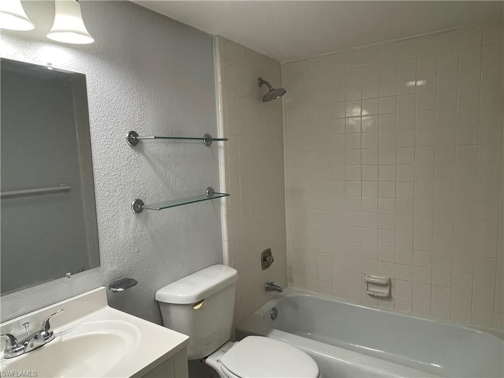 6777 Winkler Rd, Unit 106, Fort Myers, FL 33919 Photo