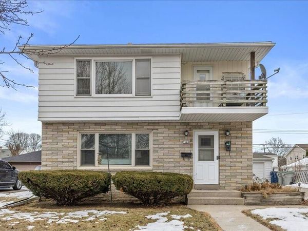 3548 S 80th STREET, Unit 3550, Milwaukee, WI 53220