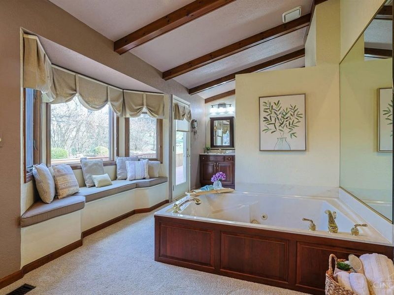 7285 Overland Park Court, West Chester, OH 45069 Photo 26