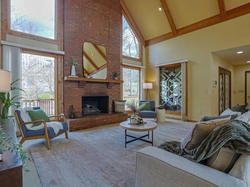 7285 Overland Park Court, West Chester, OH 45069 Photo 8