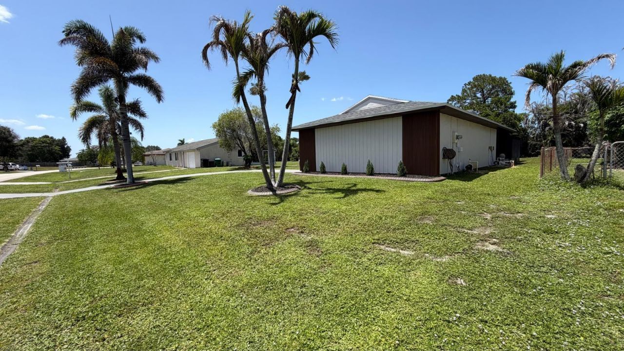 257 SW Cherryhill Road, Port Saint Lucie, FL 34953 Photo
