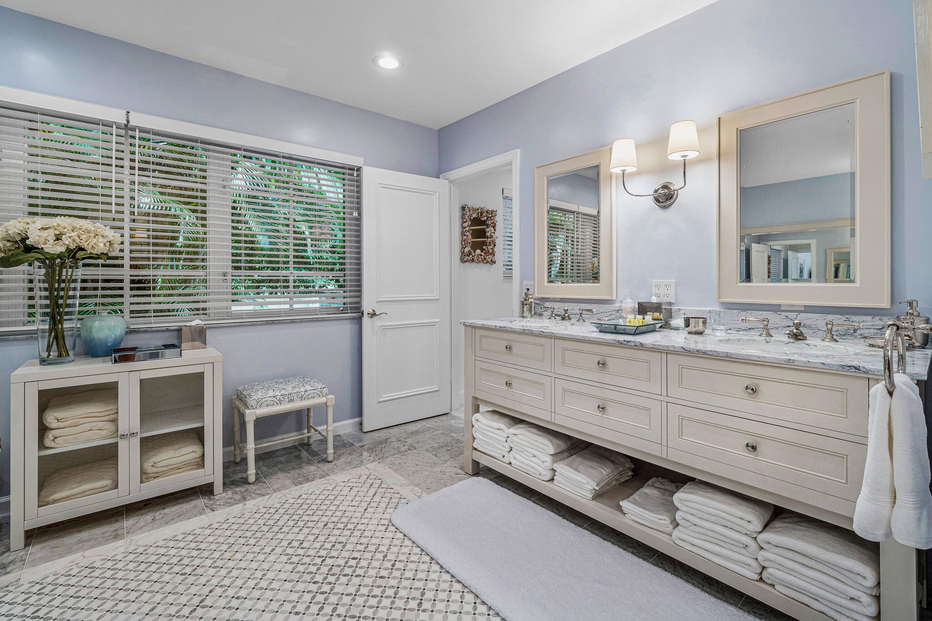 241 List Road, Palm Beach, FL 33480 Photo