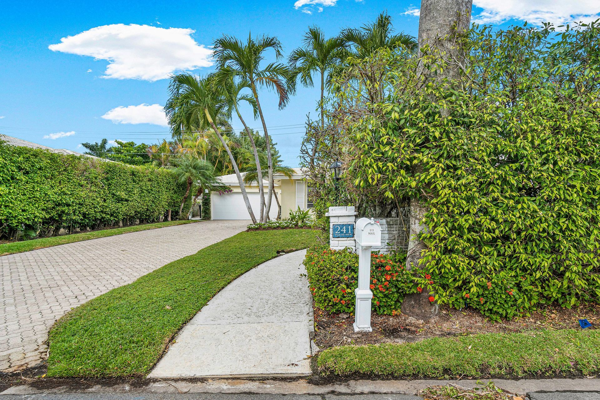 241 List Road, Palm Beach, FL 33480 Photo