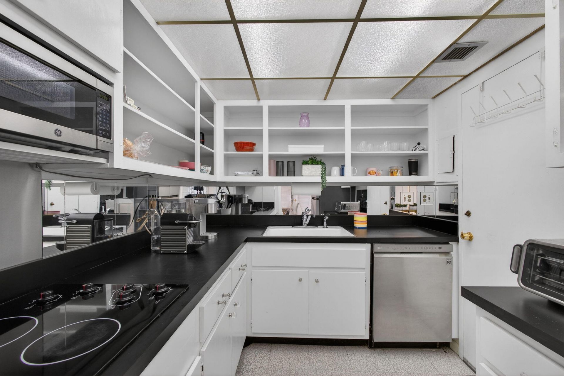 2600 N Flagler Drive, Unit 701, West Palm Beach, FL 33407 Photo