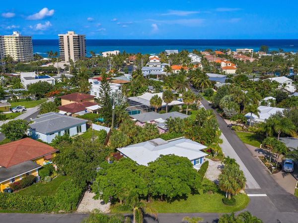 461 Jupiter Lane, Juno Beach, FL 33408