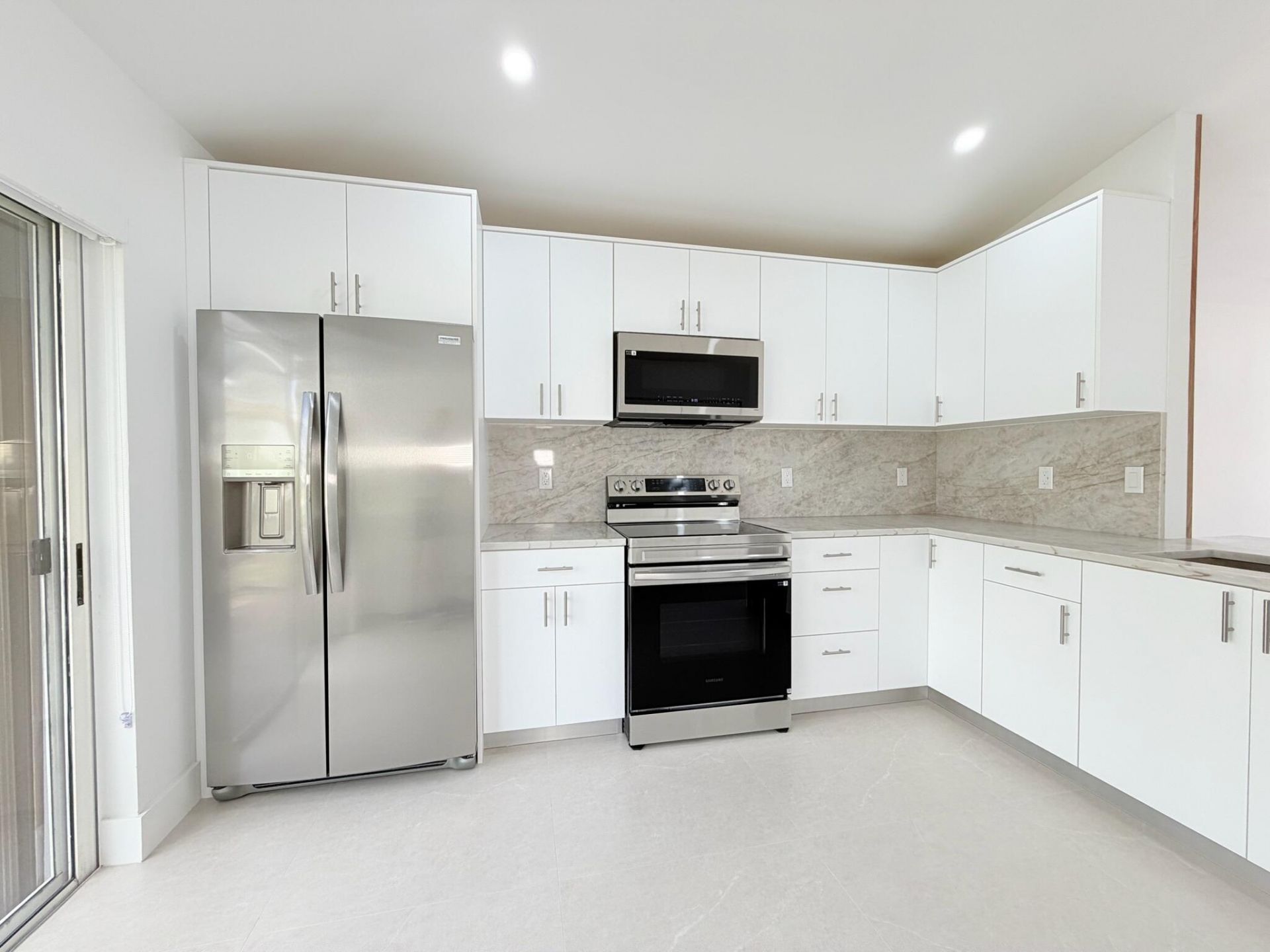 20841 NW 1st Street, Pembroke Pines, FL 33029 Photo