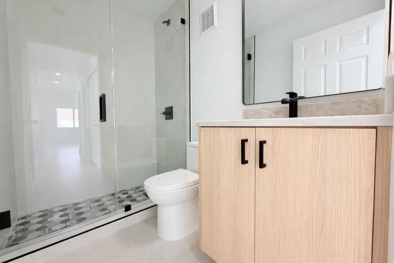 20841 NW 1st Street, Pembroke Pines, FL 33029 Photo