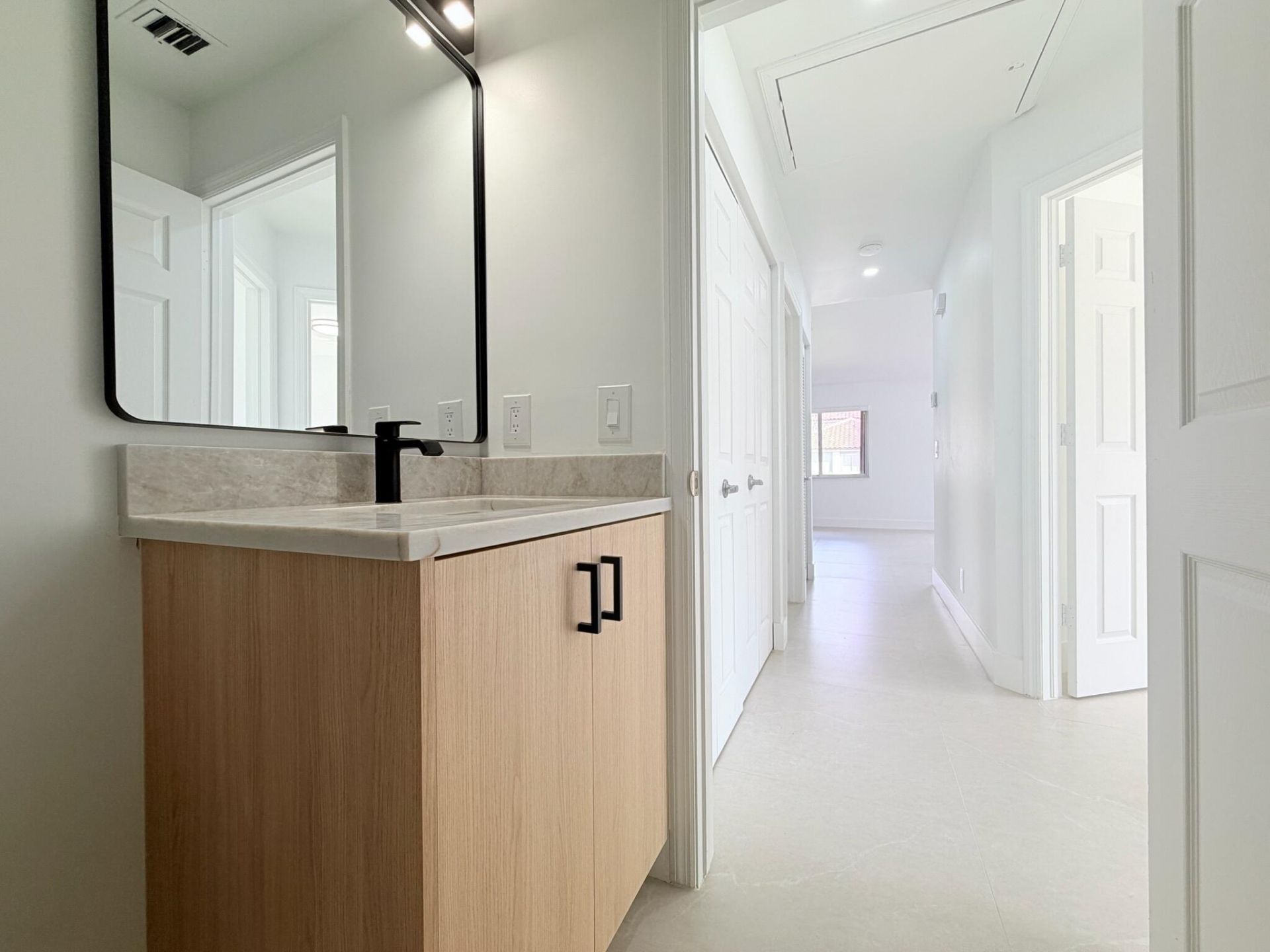 20841 NW 1st Street, Pembroke Pines, FL 33029 Photo