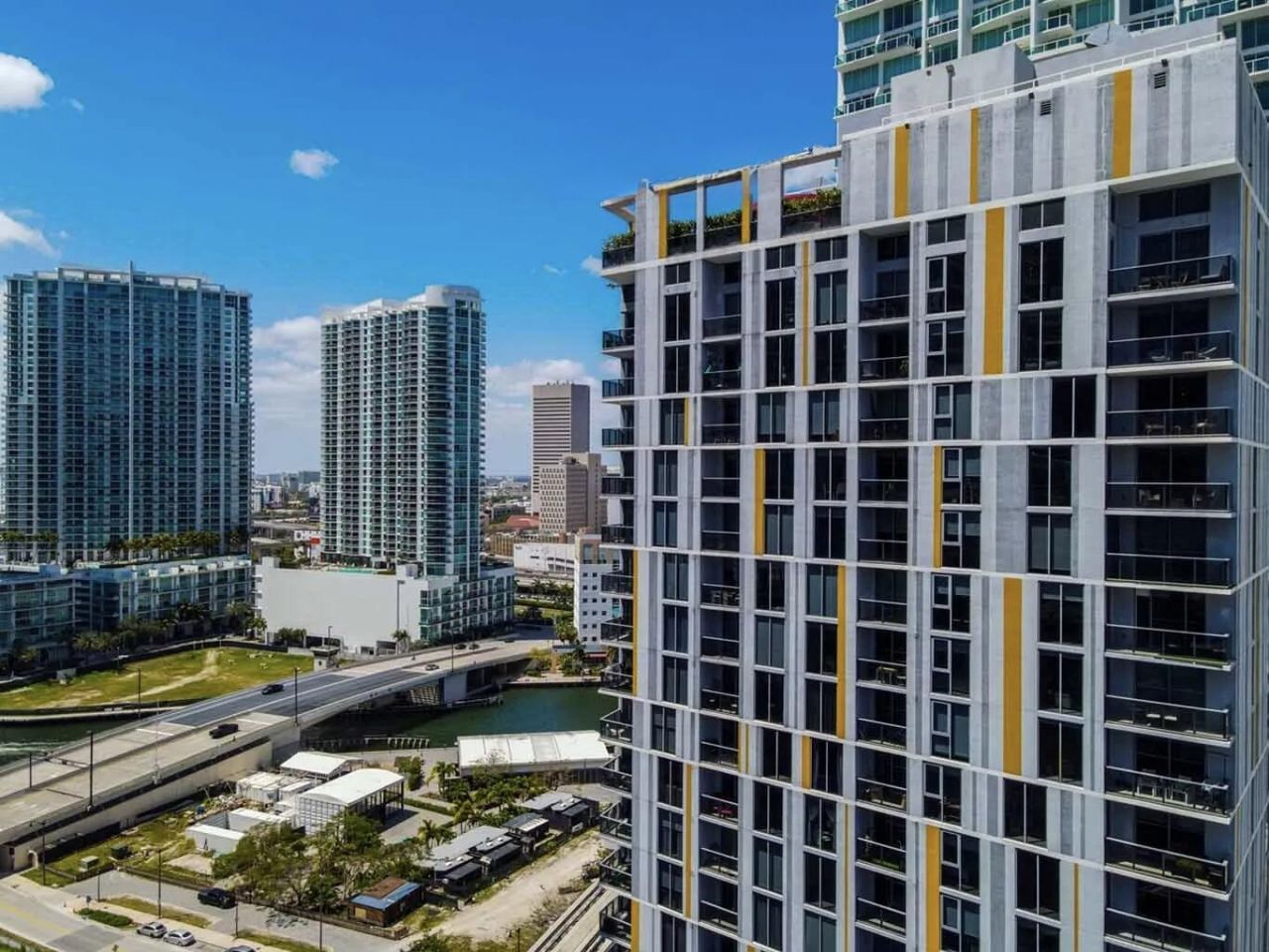 31 SE 6th Street, Unit 2708, Miami, FL 33131 Photo