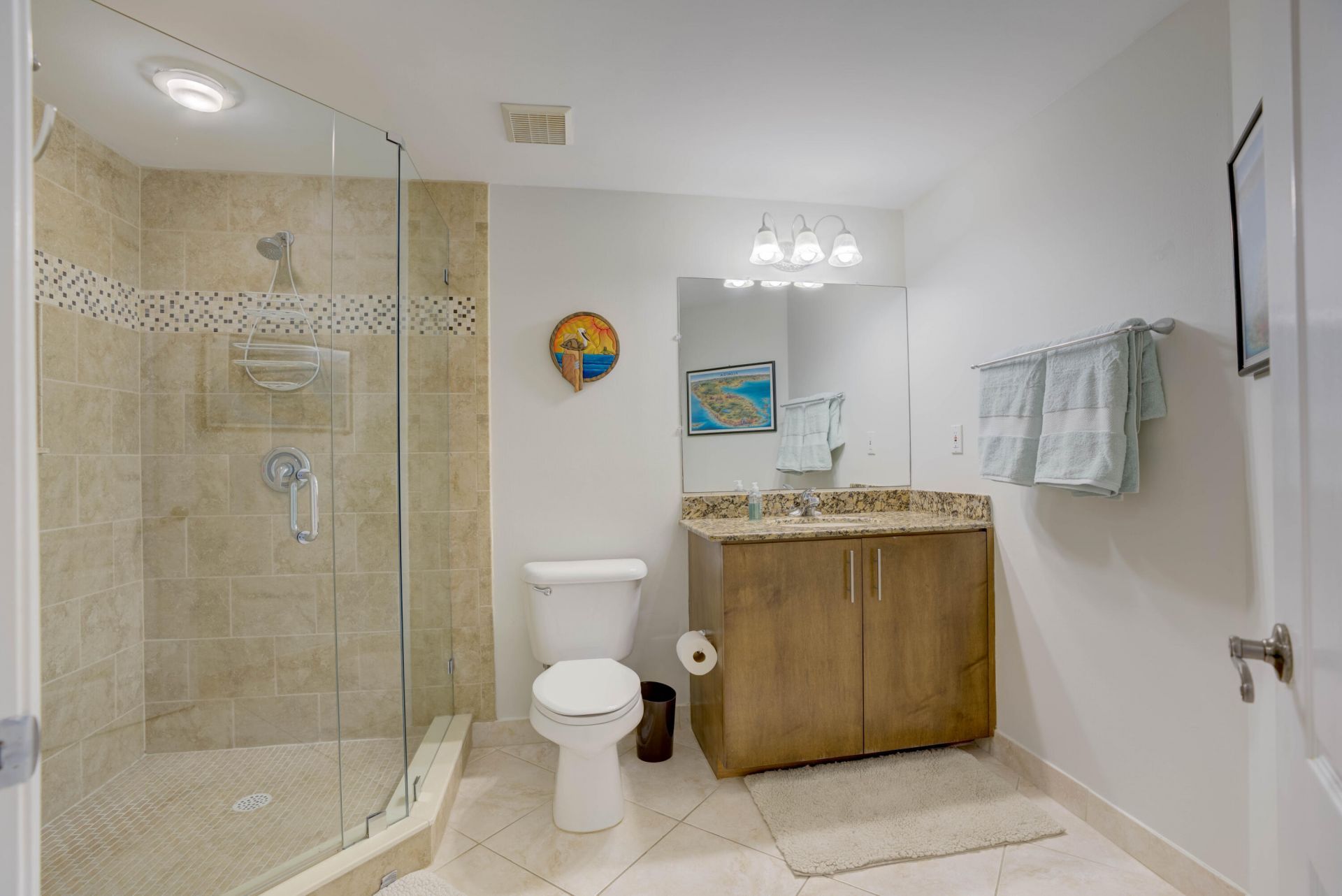 200 Uno Lago Drive, Unit 202, Juno Beach, FL 33408 Photo