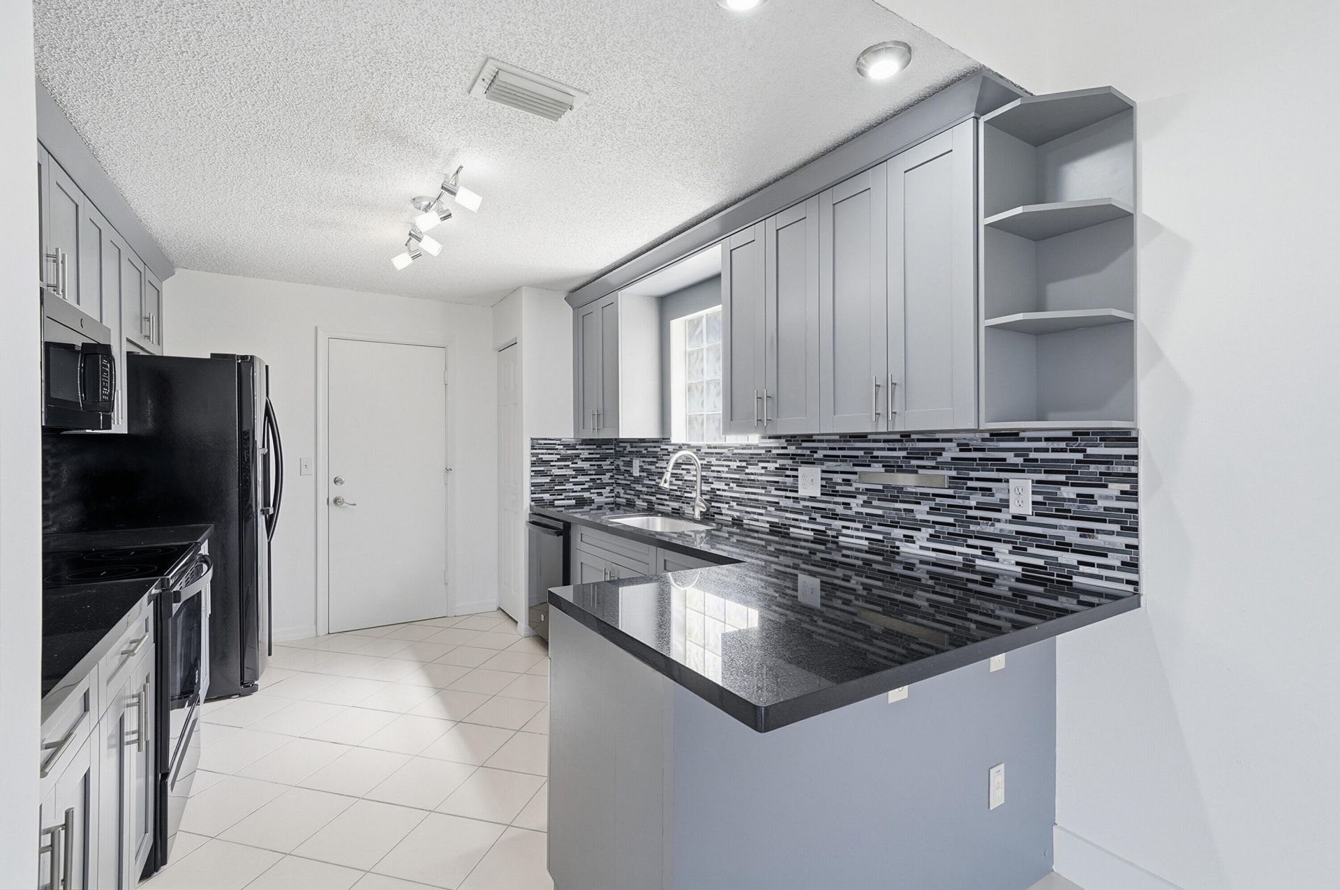 3422 NW 110 Way, Coral Springs, FL 33065 Photo