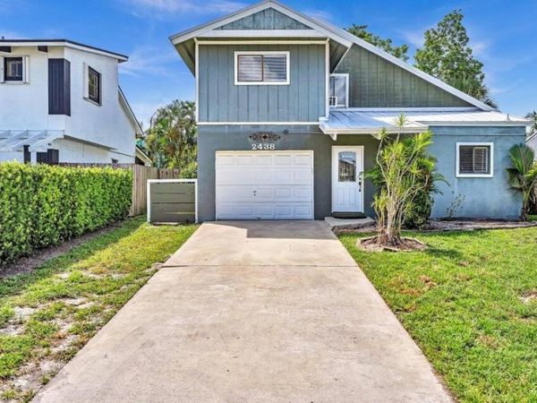 2438 Southridge Road, Delray Beach, FL 33444