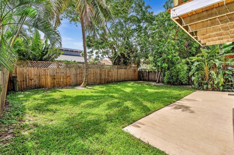 2438 Southridge Road, Delray Beach, FL 33444 Photo