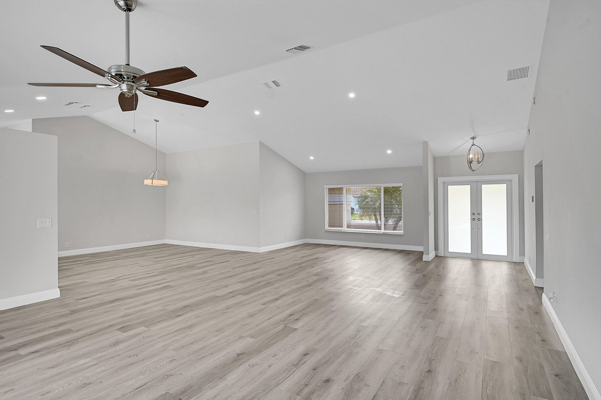 9320 Sun Pointe Drive, Boynton Beach, FL 33437 Photo