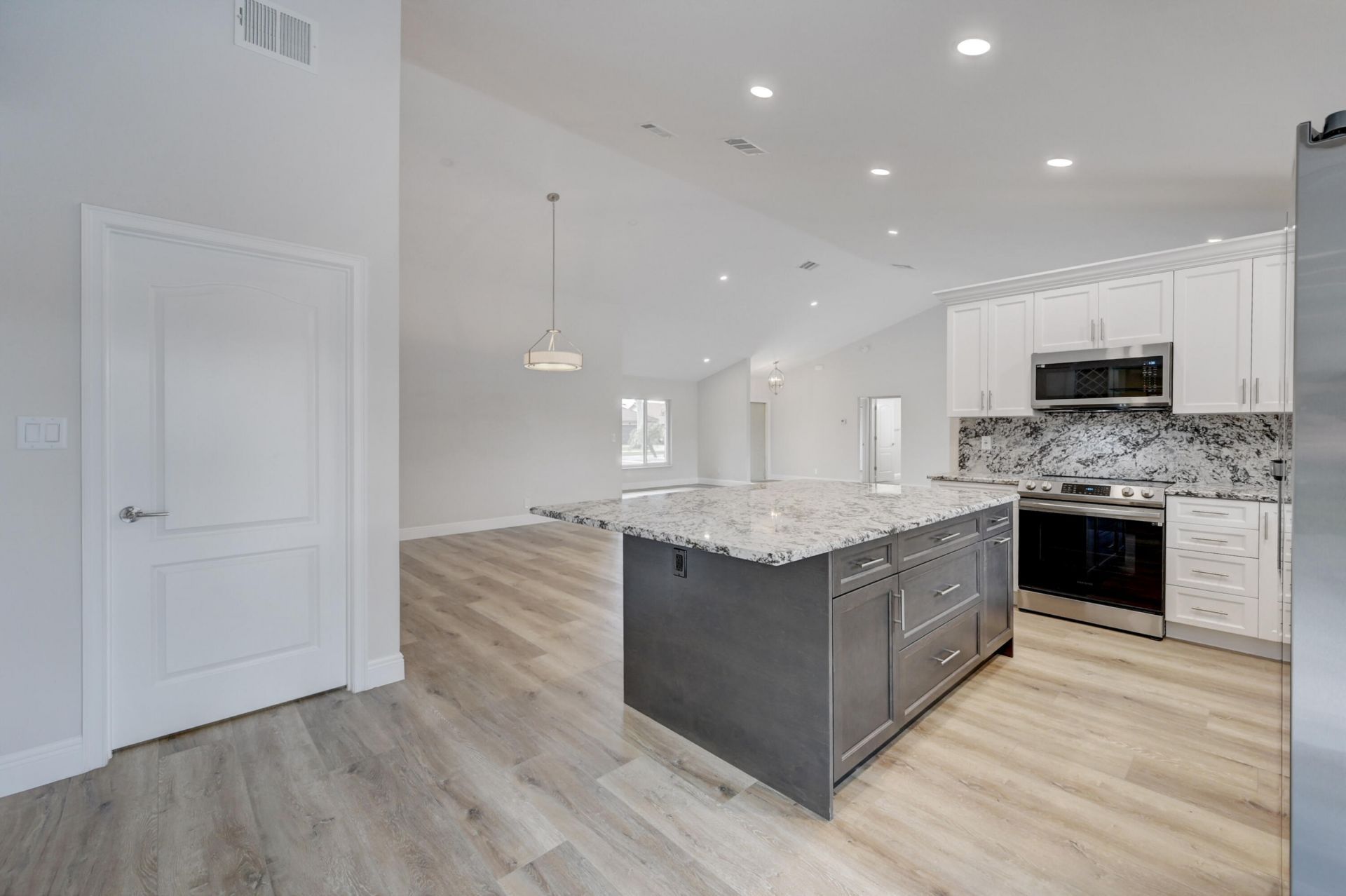 9320 Sun Pointe Drive, Boynton Beach, FL 33437 Photo