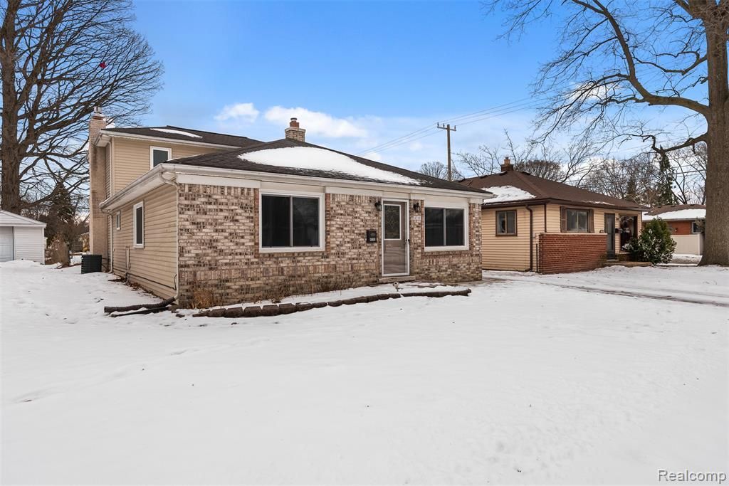4205 Harding Street, Dearborn Heights, MI 48125 Main Photo