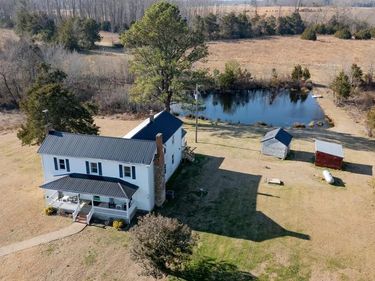 627 HAT CREEK ROAD , BROOKNEAL, VA 24528