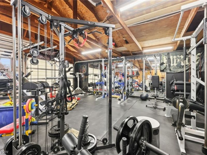 291 Malacca Street, Akron, OH 44305 Photo 39