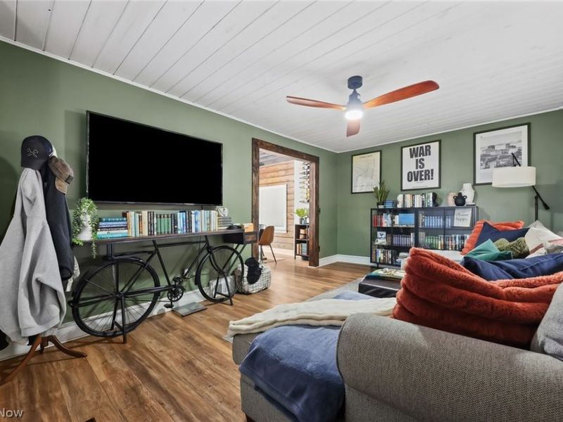 291 Malacca Street, Akron, OH 44305 Photo 5