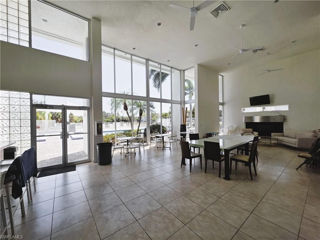 142 Santa Clara Dr, Unit 5, Naples, FL 34104 Photo