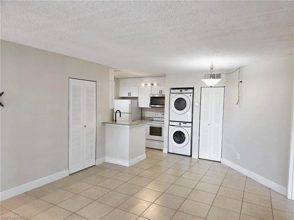 142 Santa Clara Dr, Unit 5, Naples, FL 34104 Photo