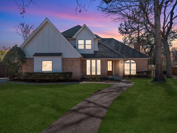 4706 El Brevo Court, Arlington, TX 76017