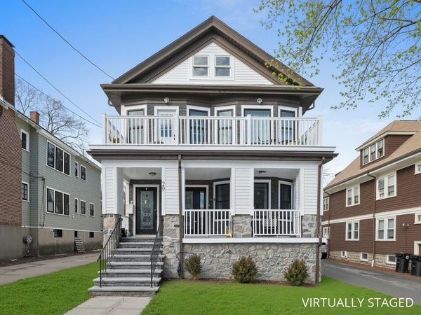 29 Commonwealth Rd, Unit 1, Watertown, MA 02472