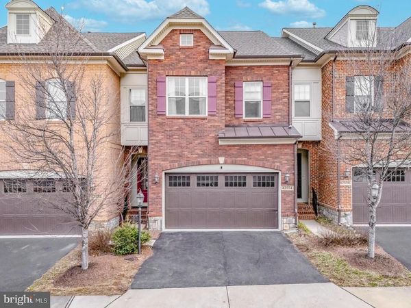 42554 DREAMWEAVER DRIVE, BRAMBLETON, VA 20148