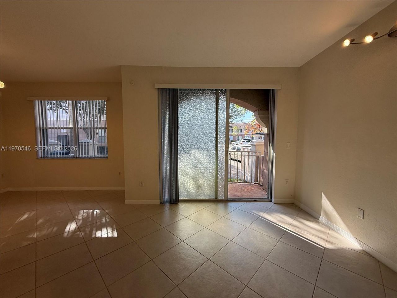 8936 W Flagler St , Unit 102, Miami, FL 33174 Photo