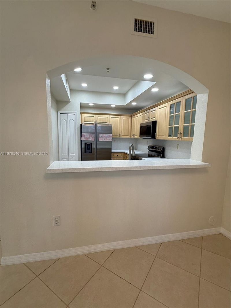 8936 W Flagler St , Unit 102, Miami, FL 33174 Photo