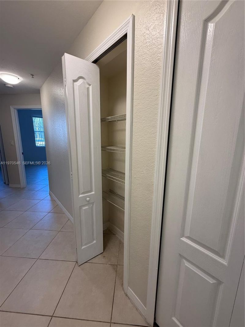 8936 W Flagler St , Unit 102, Miami, FL 33174 Photo