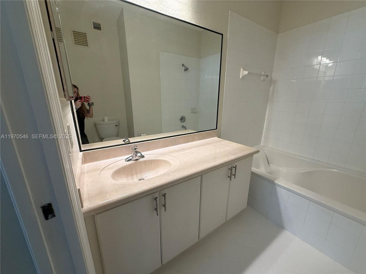 8936 W Flagler St , Unit 102, Miami, FL 33174 Photo