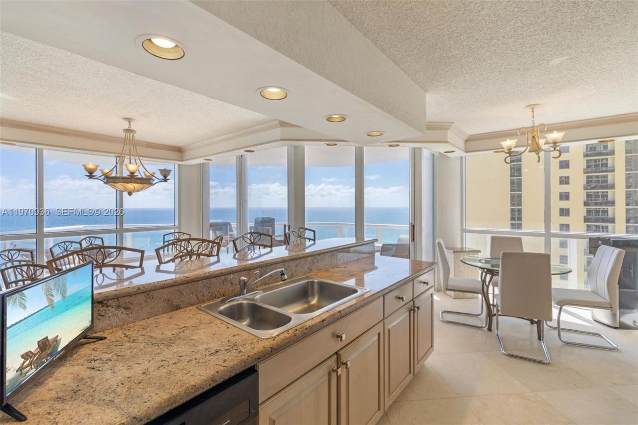 16425 Collins Ave, Unit 2311, Sunny Isles Beach, FL 33160 Photo