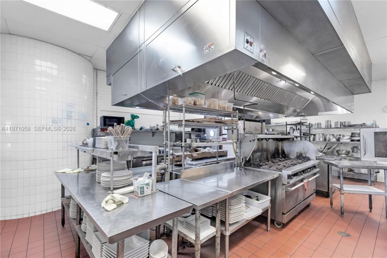 17075 Overseas Highway, Sugarloaf, FL 33042 Photo