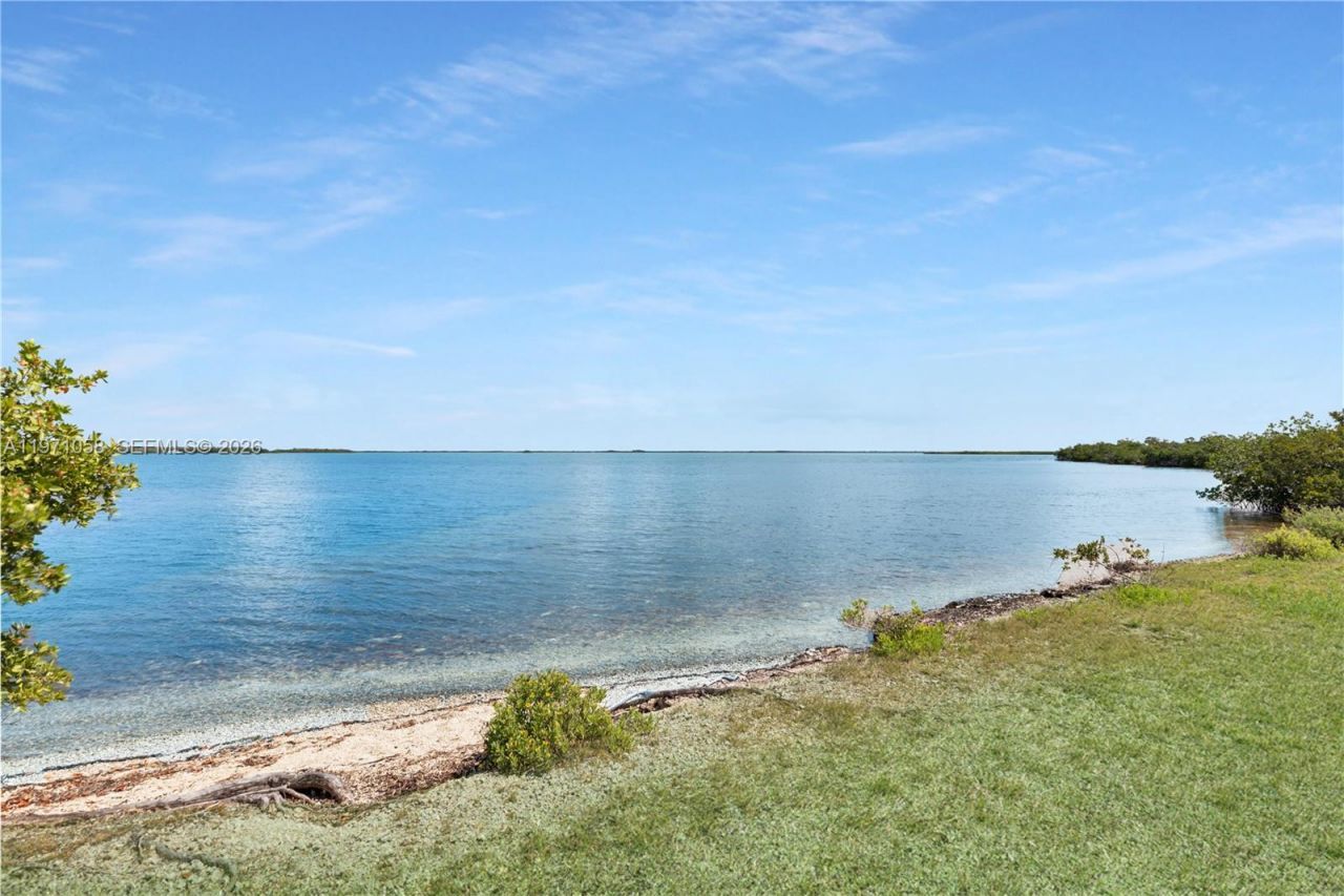 17075 Overseas Highway, Sugarloaf, FL 33042 Photo