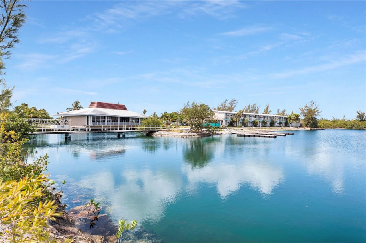 17075 Overseas Highway, Sugarloaf, FL 33042 Photo