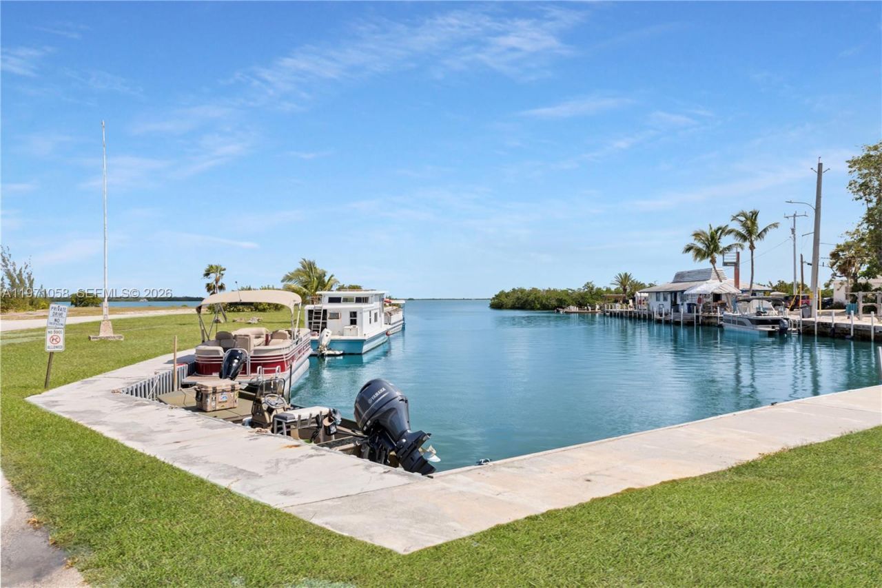 17075 Overseas Highway , Sugarloaf, FL 33042 Photo