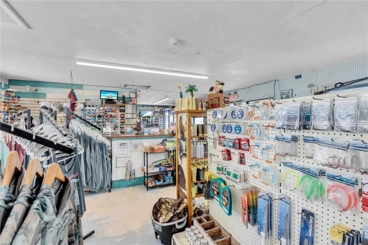 17075 Overseas Highway , Sugarloaf, FL 33042 Photo