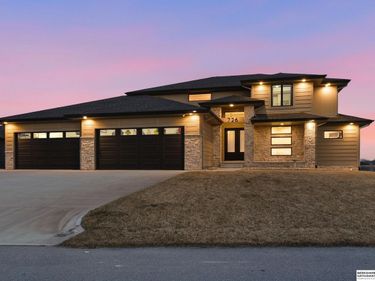 726 Firestone Pointe, Ashland, NE 68003