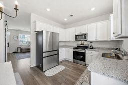 2617 Pegasus Place photo 4