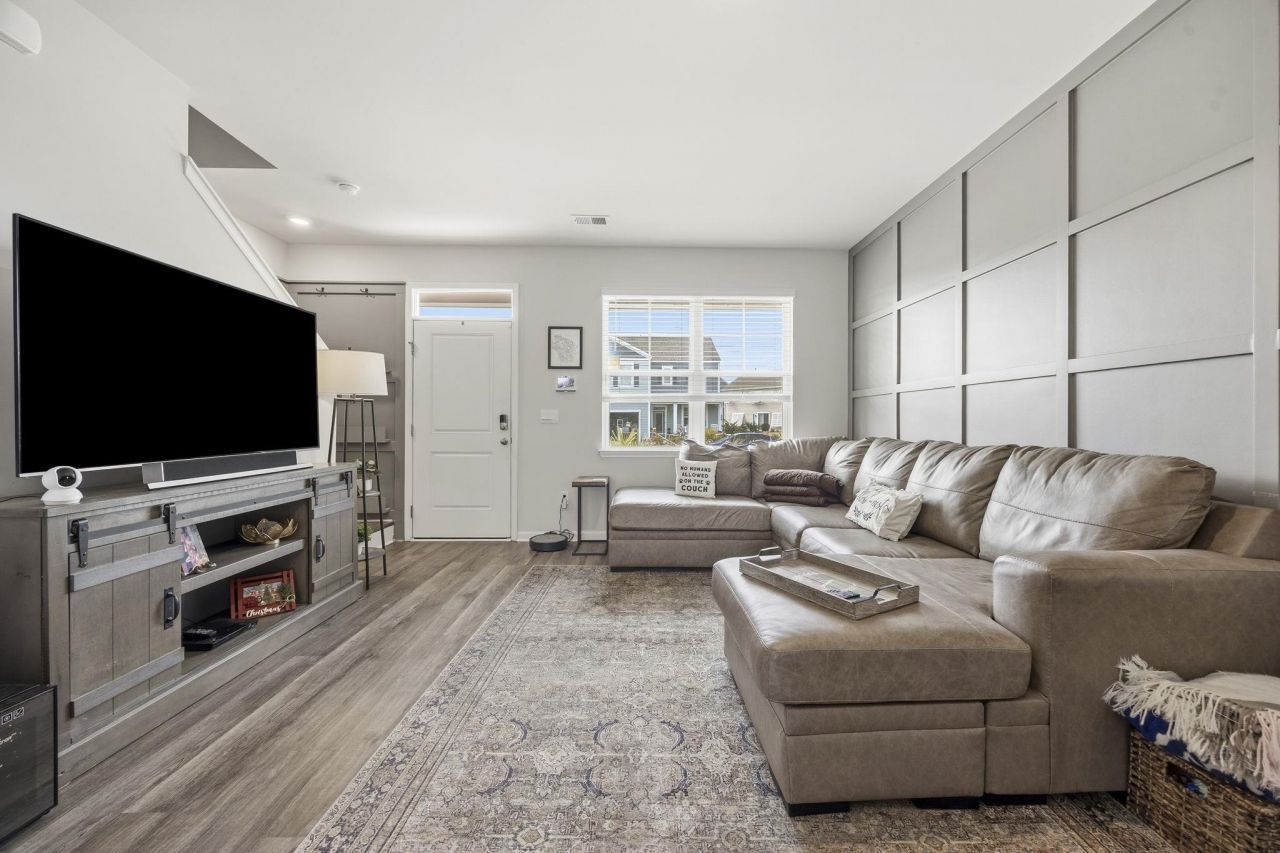 2617 Pegasus Place Photo 8