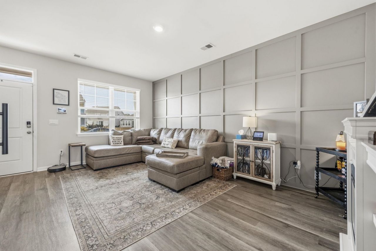 2617 Pegasus Place Photo 9