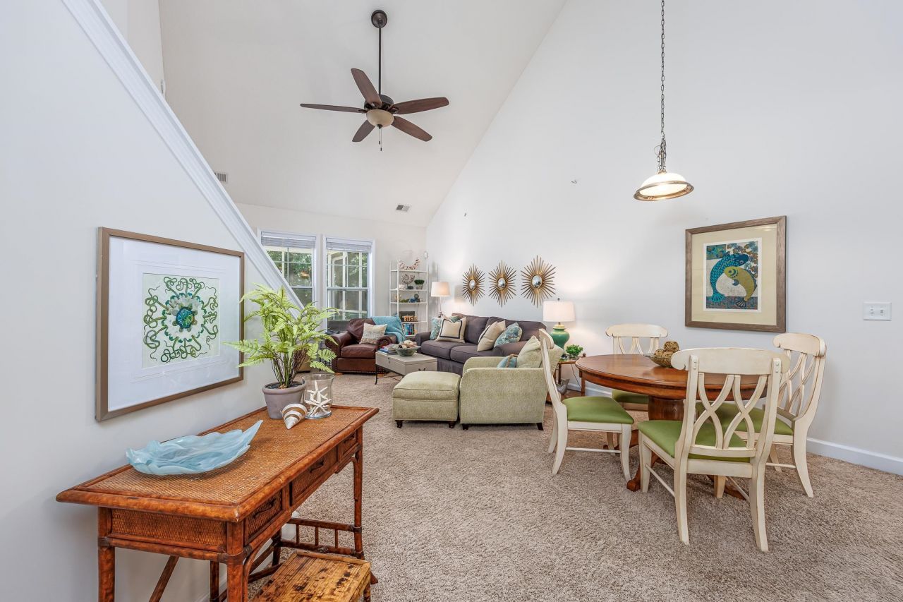 6095 Catalina Dr. Photo 15