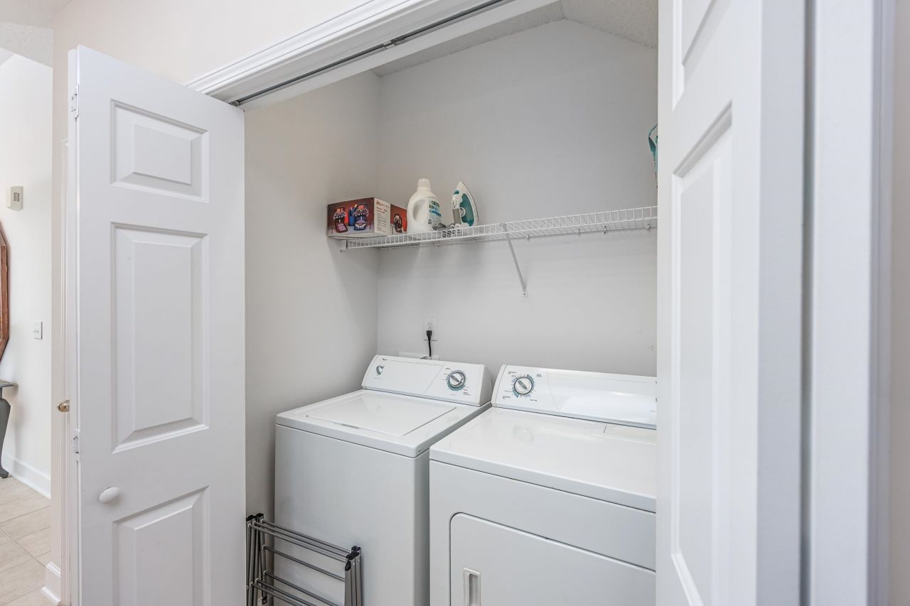 6095 Catalina Dr. Photo 18