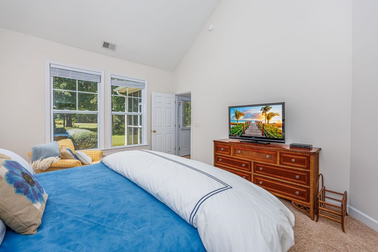 6095 Catalina Dr. Photo 20